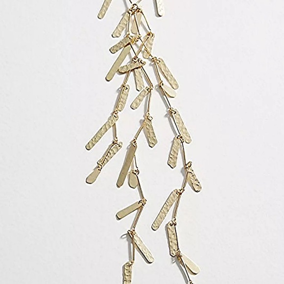 NWT ANTHROPOLOGIE SPRING SHOWERS Y GOLD NECKLACE - Picture 3 of 3